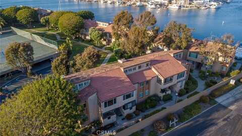 17174 Bluewater Lane, Huntington Beach, CA 92649