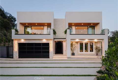 2608 Zorada Drive, Los Angeles, CA 90046