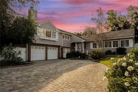 20300 Delita Drive, Woodland Hills, CA 91364