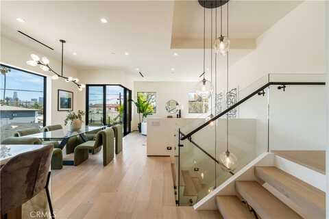 2219 W Starview Lane, Los Angeles, CA 90026