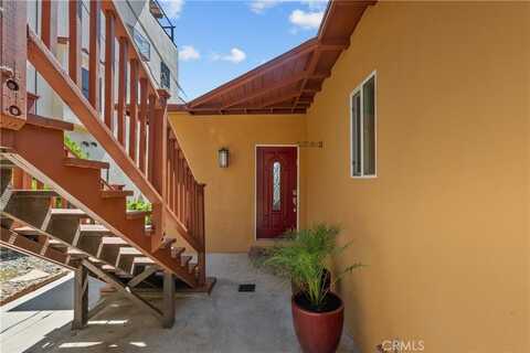 637 Sunnyhill Drive, Los Angeles, CA 90065