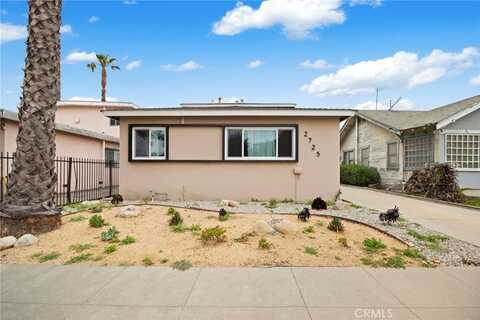 2725 Obama Boulevard, Los Angeles, CA 90018