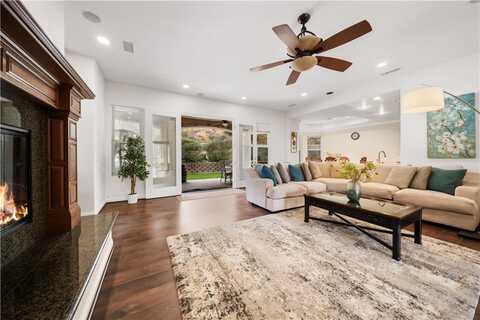 26677 Avenida Del Oro, Temecula, CA 92590