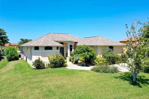 15012 Bonaire Circle, Fort Myers, FL 33908