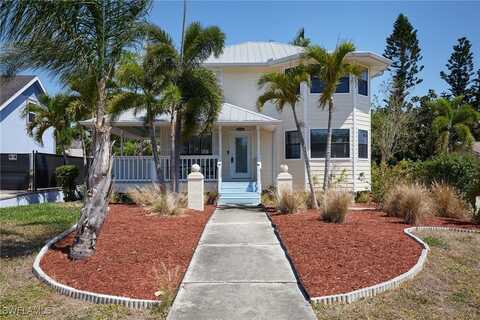 8225 Harrisburg Drive, Fort Myers, FL 33967