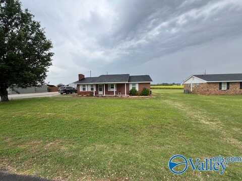 59 Tana Avenue, Courtland, AL 35618
