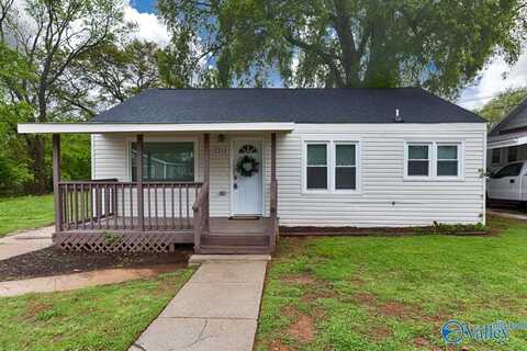 2215 Bell Avenue NW, Huntsville, AL 35816
