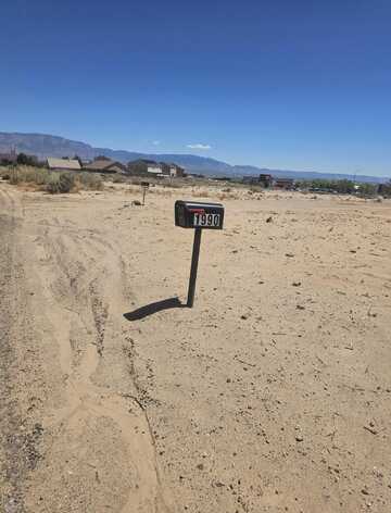 1990 12th Avenue SE, Rio Rancho, NM 87124