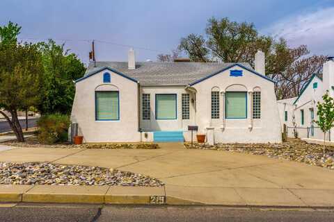 219 Solano Drive SE, Albuquerque, NM 87107