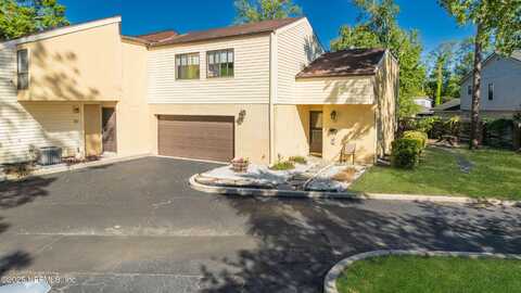 5400 LA MOYA Avenue unit: 33, Jacksonville, FL 32210