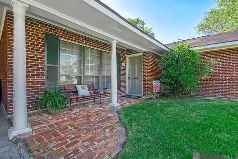 388 Wingate Dr, Baton Rouge, LA 70815