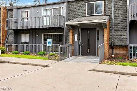6227 Hidden Creek Drive, Lorain, OH 44053