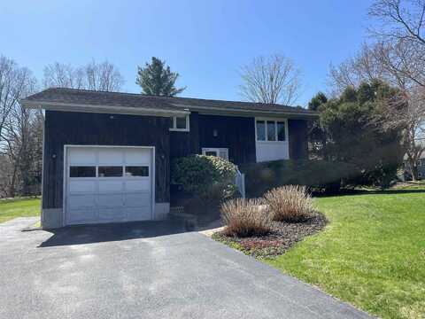 118 Country Club East Drive, South Burlington, VT 05403