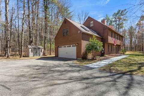 13 James Farm Road, Lee, NH 03861