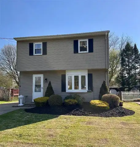 1717 GARLOCH Drive, Erie, PA 16506
