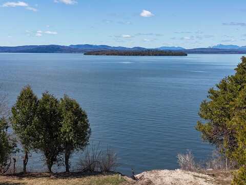 41 Lake Drive, South Hero, VT 05486