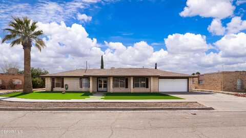 425 PENROY Lane, Horizon City, TX 79928