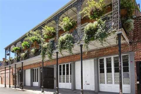 921 CHARTRES Street, New Orleans, LA 70116
