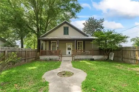 102 E PINE Street, Amite, LA 70422