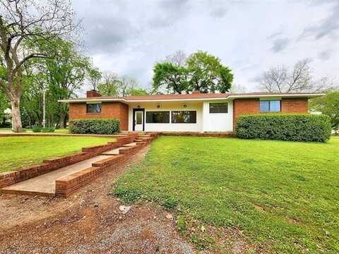 600 W 4th Street, Tahlequah, OK 74464
