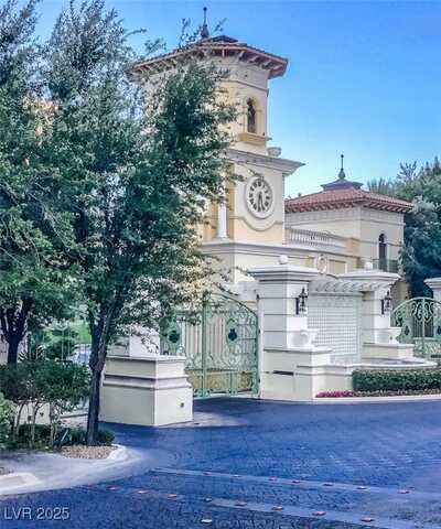2877 Paradise Road, Las Vegas, NV 89109