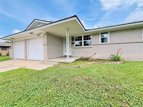 105 SW 6th Street, Moore, OK 73160