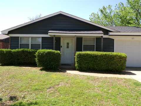 115 S Meadow Lane, Mustang, OK 73099