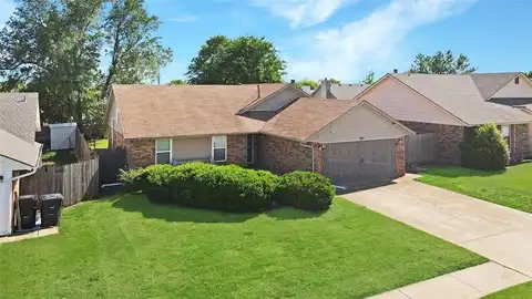 1100 Northridge Road, Moore, OK 73160