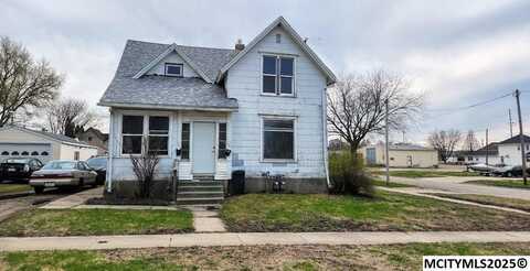 231-233 8th SE, MASON CITY, IA 50401