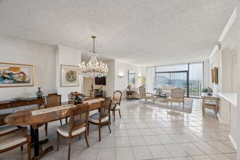 5200 Keller Springs Road, Dallas, TX 75248