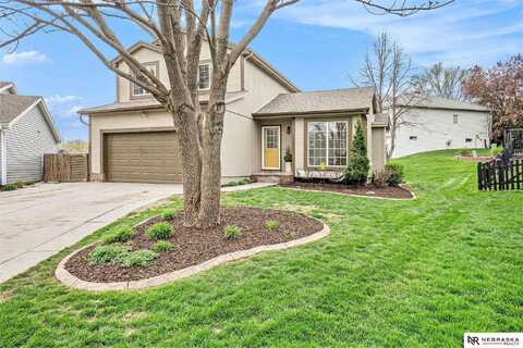 17821 Jacobs Circle, Omaha, NE 68135