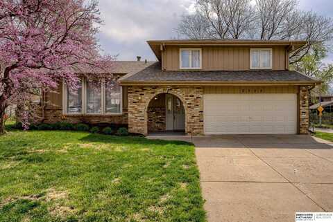 2705 N 124th Circle, Omaha, NE 68164