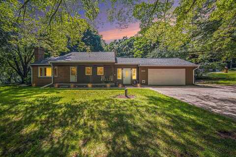 838 S Dettman Road, Jackson, MI 49203