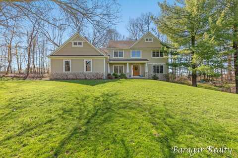 8790 Laurel Ridge SE, Alto, MI 49302