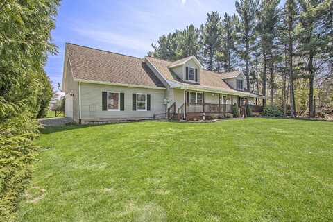 117 Ridge Road, Quincy, MI 49082