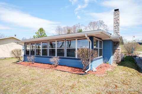3624 Morgan Drive, Greenville, MI 48838