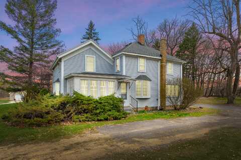 61129 41st Street, Paw Paw, MI 49079