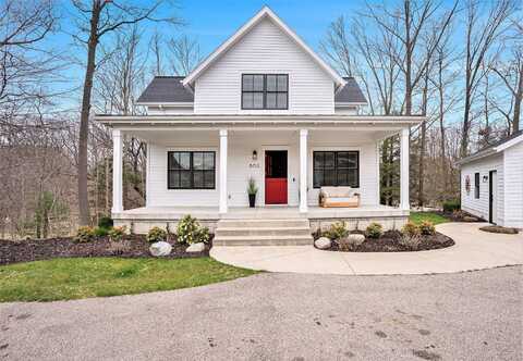 602 Artisan Row Court, Douglas, MI 49406