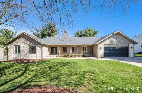 7667 Apple Hill Court SE, Ada, MI 49301