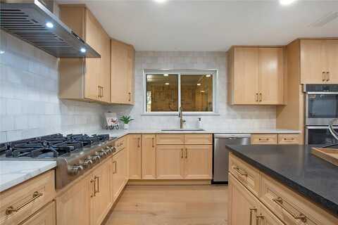 9603 Greensprint Drive, Dallas, TX 75238