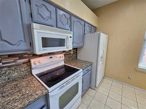427 Barton Drive, Mesquite, TX 75149