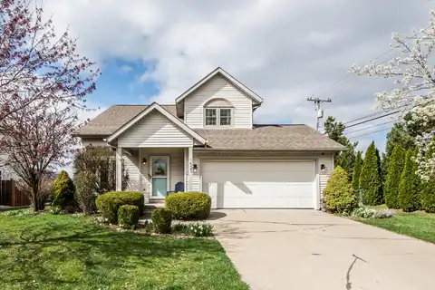 1521 Maplewood Drive, Saline, MI 48176