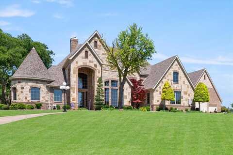 8300 Deerwood Forest Drive, Fort Worth, TX 76126