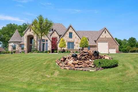 8300 Deerwood Forest Drive, Fort Worth, TX 76126