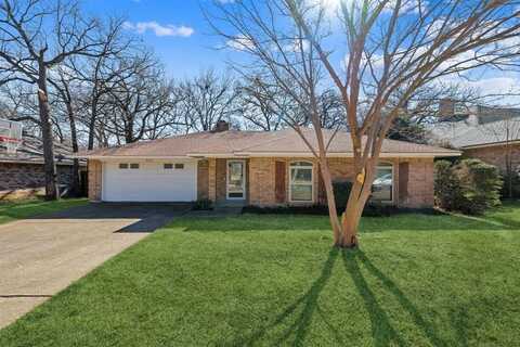 4521 Grey Dawn Drive, Arlington, TX 76017
