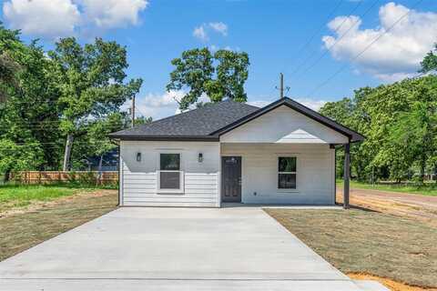 102 Navajo Drive, Mabank, TX 75156