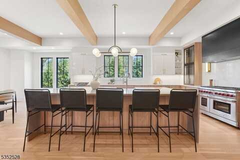 2 Spenser Dr, Millburn, NJ 07078