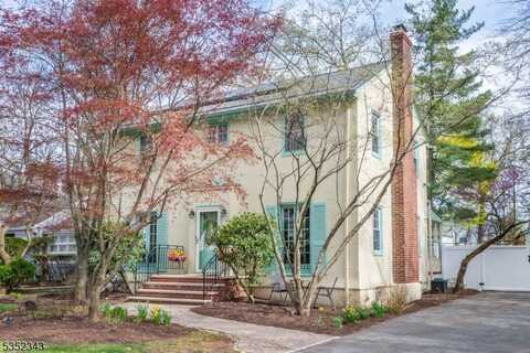 26 Benvenue Ave, West Orange, NJ 07052