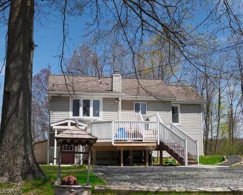 54 Tintle Ave, West Milford, NJ 07480