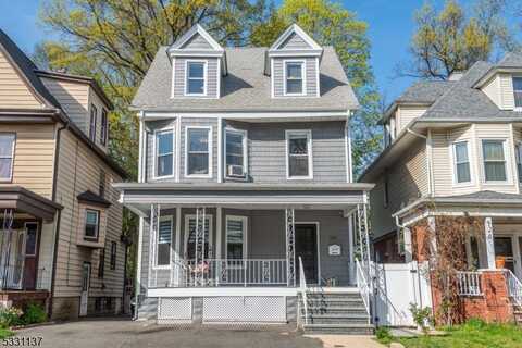 328 Rutledge Ave, East Orange, NJ 07017